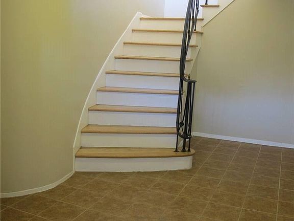 3rd image of 21417 15th Ave #2