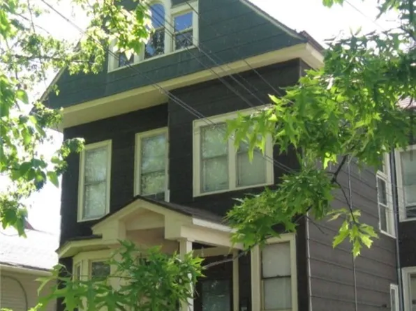 255 E 9th St, Erie, PA 16503