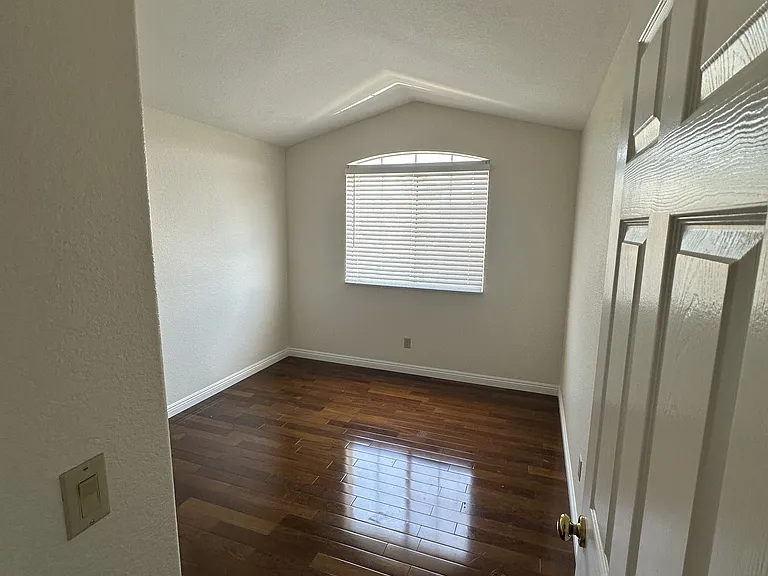 7462 Sean Taylor Ln — Photo 9