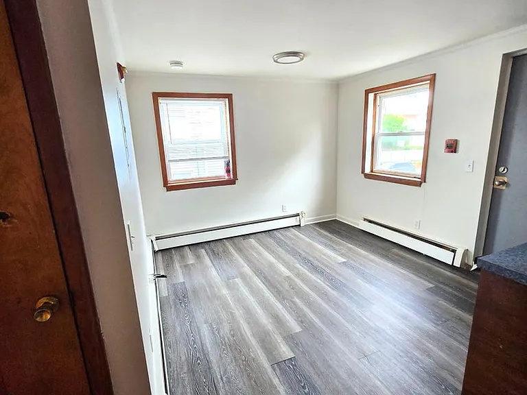 159 Montgomery Street — Photo 9