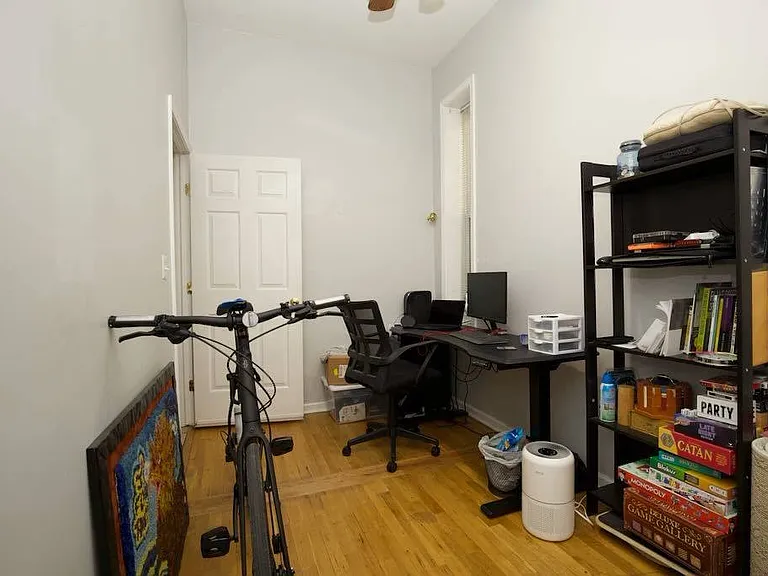1252 N Greenview Ave #1 — Photo 5