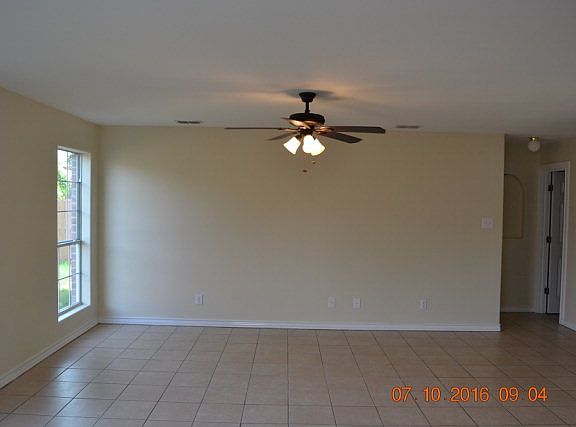 4th image of 2305 N 47th St