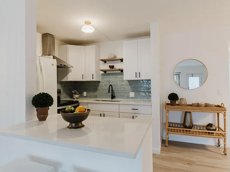 272 Preston Way — Photo 4