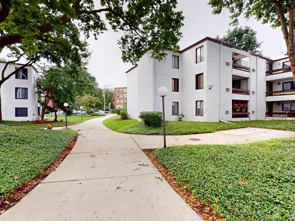 334 W Miner St APT 3B, Arlington Heights, IL 60005
