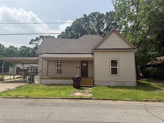 2nd image of 309 W 8th St