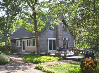27 Inca Rd, Oak Bluffs, MA 02557