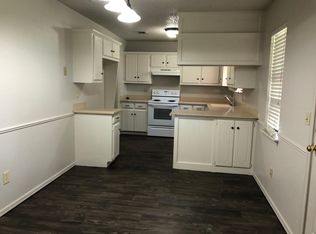 301 W Chantilly Way, Mustang, OK 73064