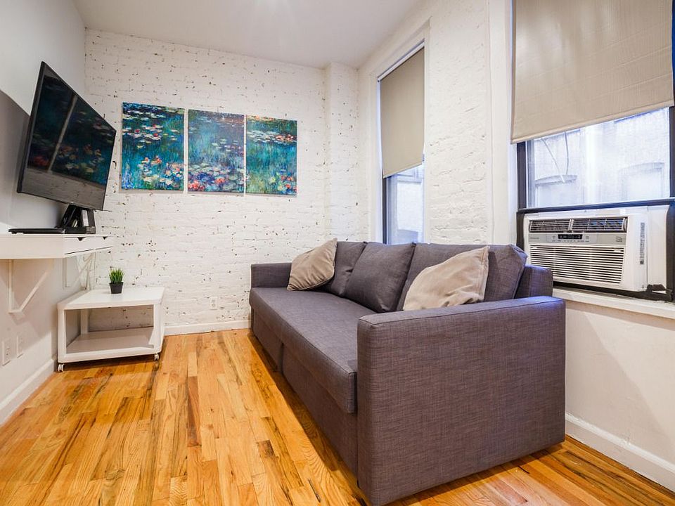 1st image of 1225 1st Ave #8
