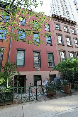 Rented by Town Residential | media 22