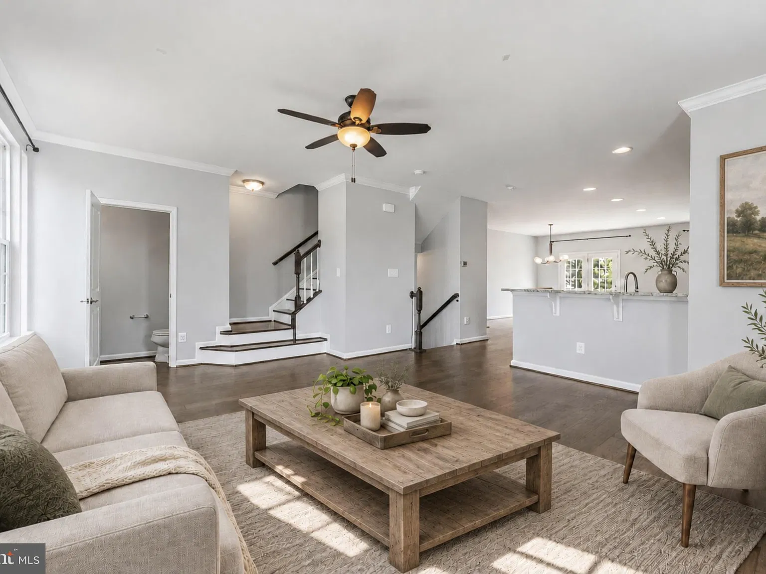 3 bed, 3.5 bath, 2418 sqft, $3,595 — Photo 3