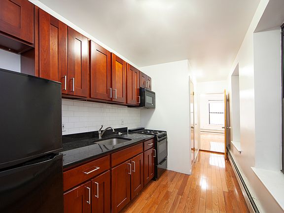 5th image of 263 1st Ave #3