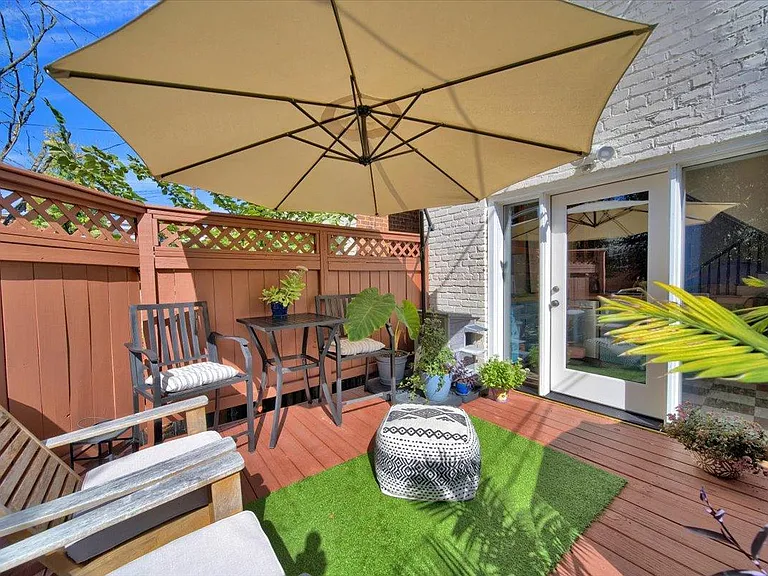1527 Floyd Ave — Photo 38
