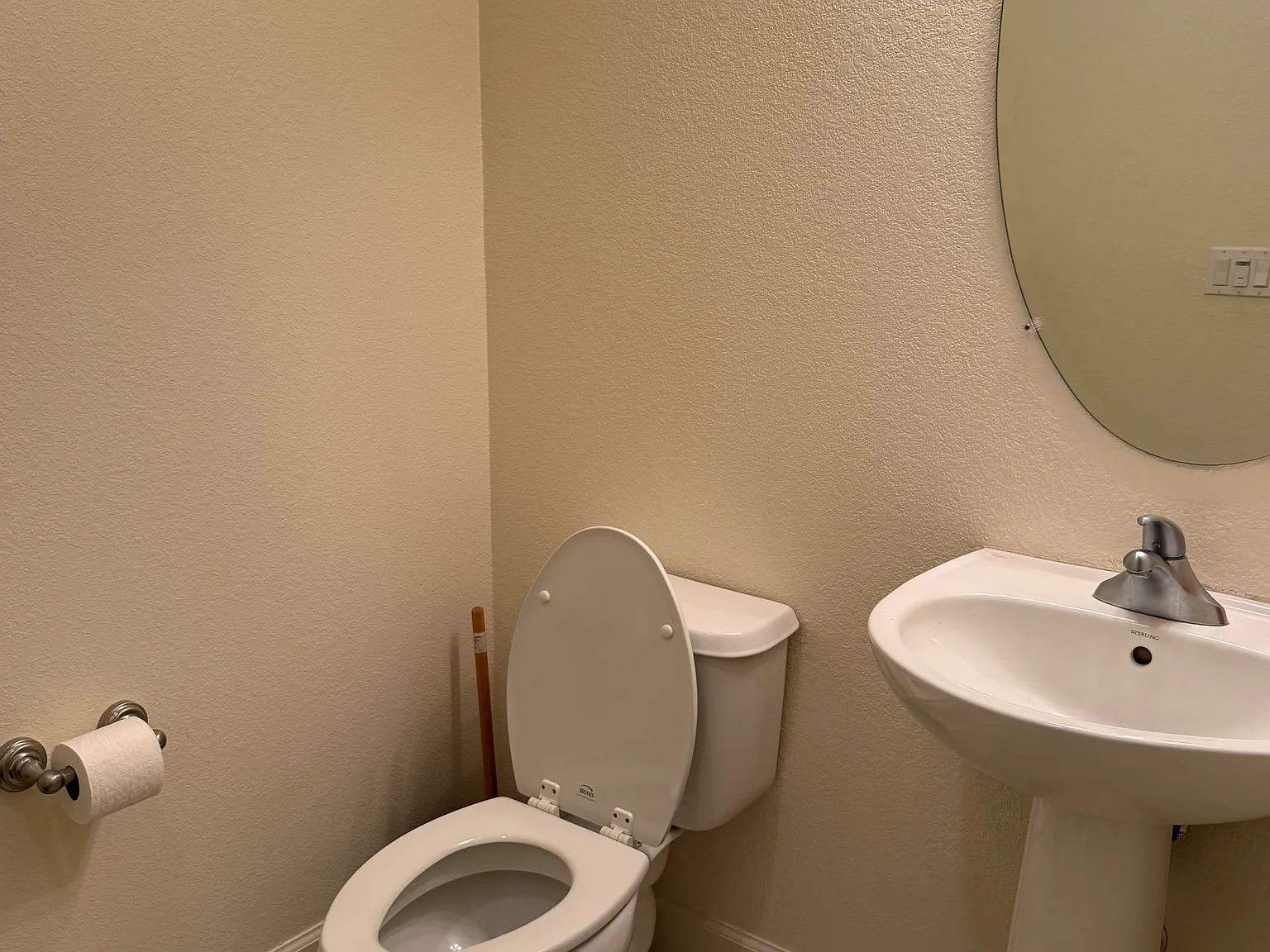 4 bed, 2.5 bath, 1811 sqft, $5,500 — Photo 4