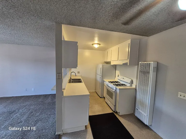1130 W. San Bernardino Rd — Photo 11