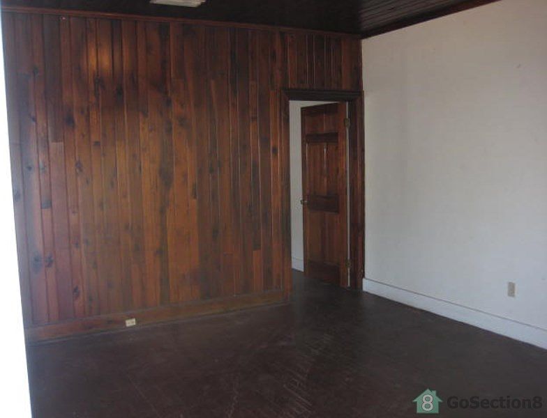 2nd image of 753 Pillans St #A