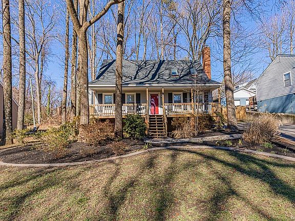 3rd image of 326 Lakeside Blvd