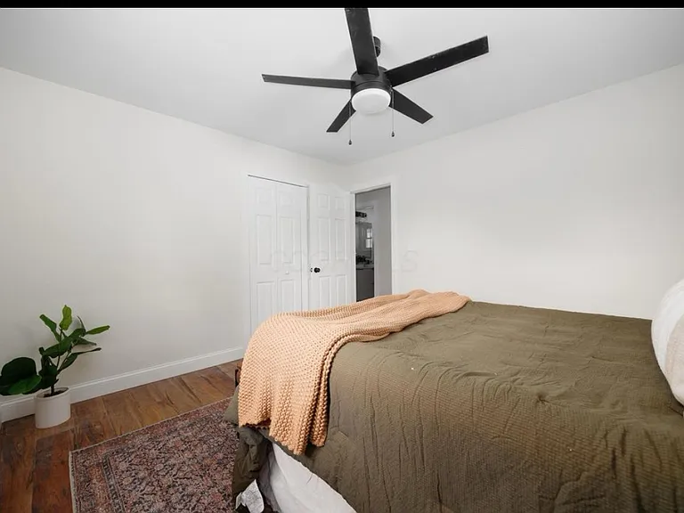 993 S Broadleigh Rd — Photo 15