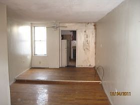5th image of 1138 Beech St