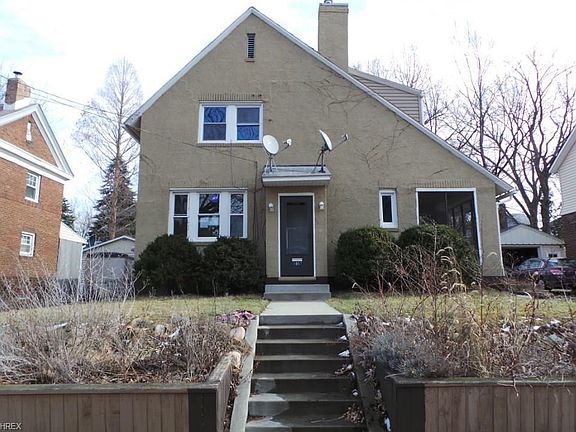 3rd image of 1957 Tonawanda Ave