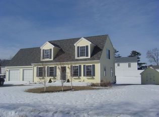 23 Maize Dr, Somersworth, NH 03878