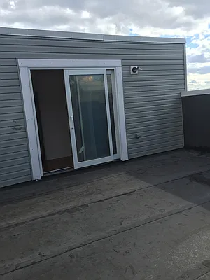 Rented by Bezell Group | media 6