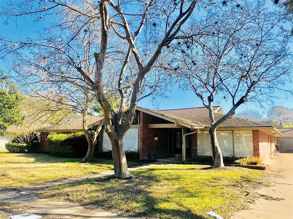 1st image of 5135 Braesheather Dr