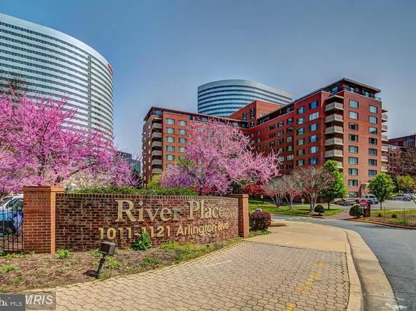 1021 Arlington Blvd, Arlington, VA