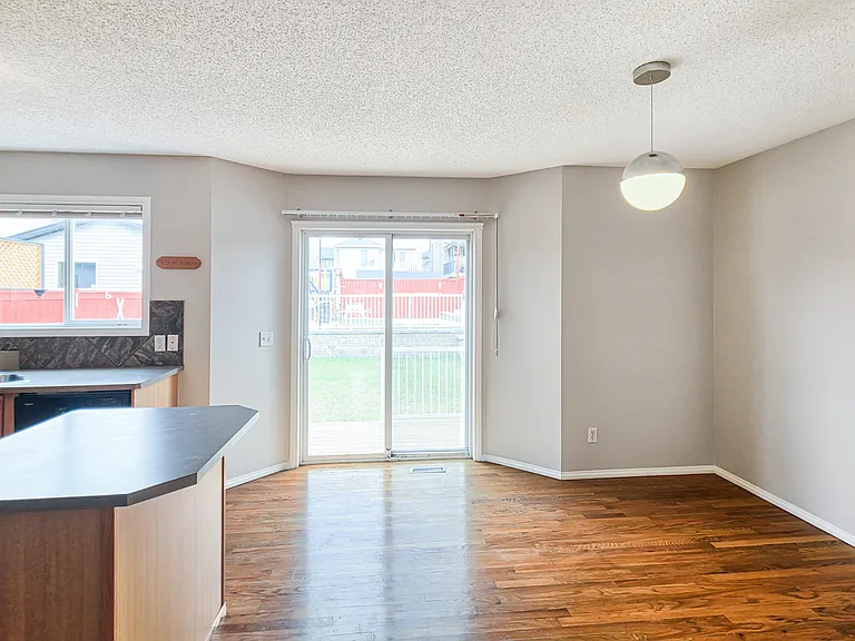 171 Taravista St NE — Photo 8