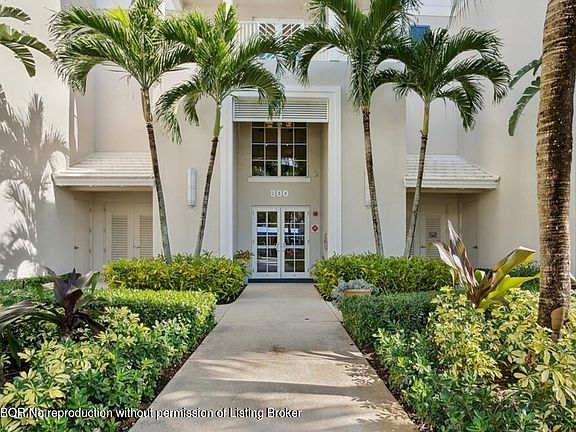 3rd image of 842 Bay Colony Dr S #842