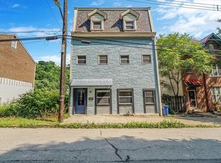 1154 Voskamp St, Pittsburgh, PA 15212