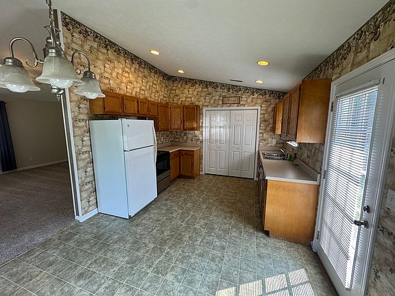 4th image of 5326 Bennett Rd