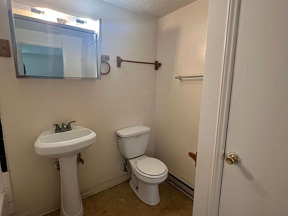 5th image of 833 Westside Blvd NW APT B
