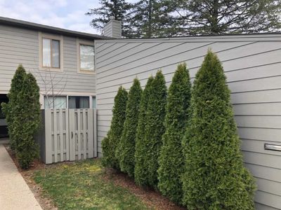 718 Watersedge Dr, Ann Arbor, MI, 48105