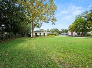 6032 Country Club Rd, Zephyrhills, FL 33544