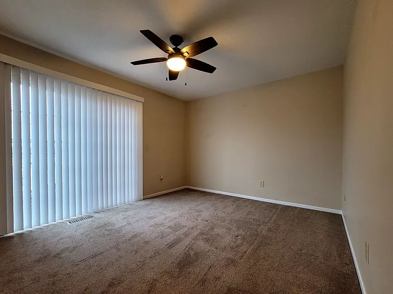 3407 Spanish Villa Dr #1 — Photo 36