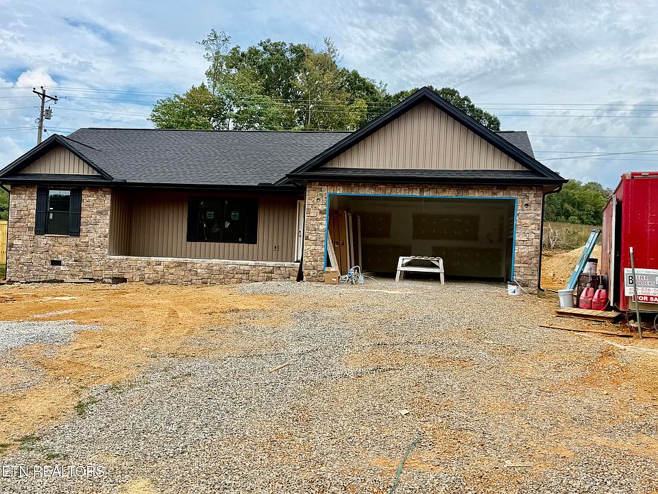 2nd image of 140 Milo Cir