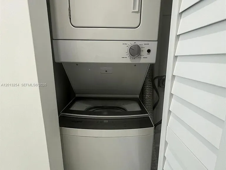 3505 S Ocean Dr #210 — Photo 6