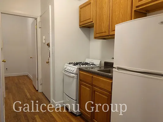 Rented by Lexington Real Estate Group | media 46