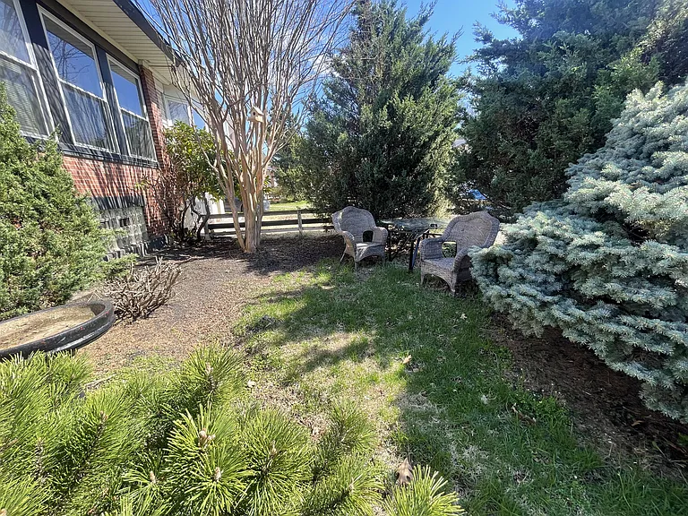 301 Friendship St — Photo 23