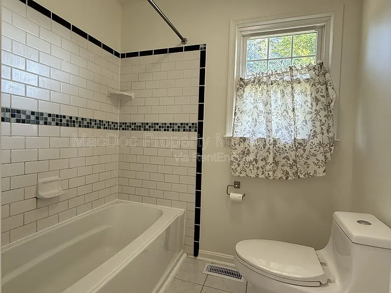 1225 Dewberry Dr — Photo 19