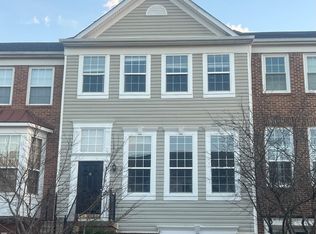 45678 Waterloo Station Sq, Sterling, VA 20166