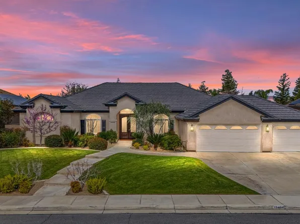 13404 Phoenix Palm Ct, Bakersfield, CA 93314