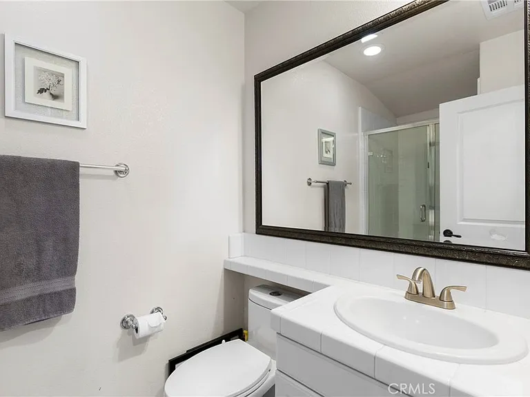 6 Gardenia St — Photo 22
