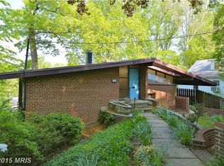 6425 Dahlonega Rd, Bethesda, MD 20816