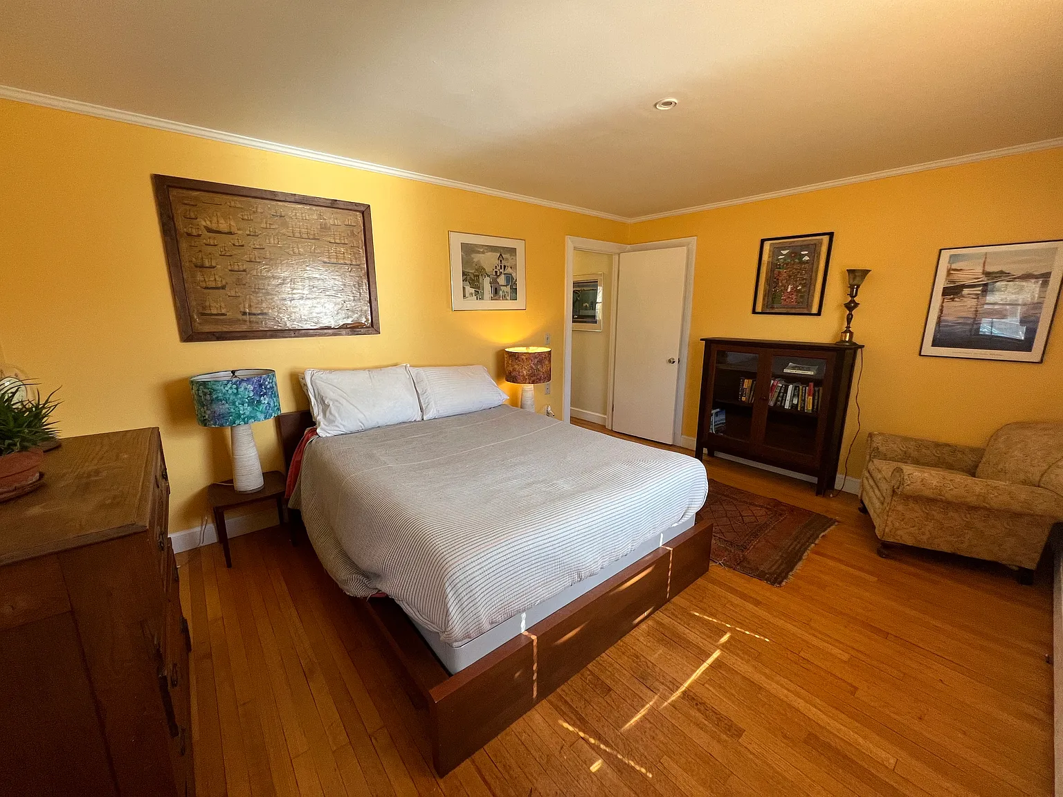 3 bed, 2000 sqft, $2,100 — Photo 3