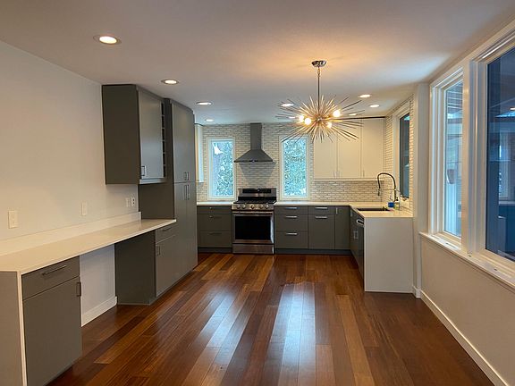 5th image of 222 W Whiteman St