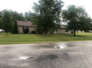 31 W Friendship Rd, Alsey, IL 62610