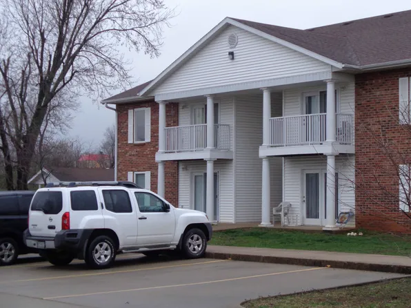 Cherokee Trails, 416 N Chamber Dr #11043316, Fredericktown, MO 63645