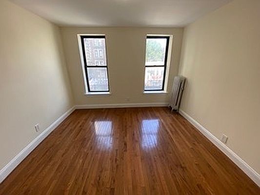 2nd image of 561 W 179th St APT 31