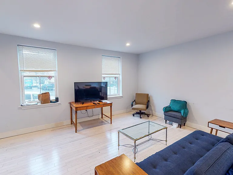 855 State St #TOWNHOUSE — Photo 10